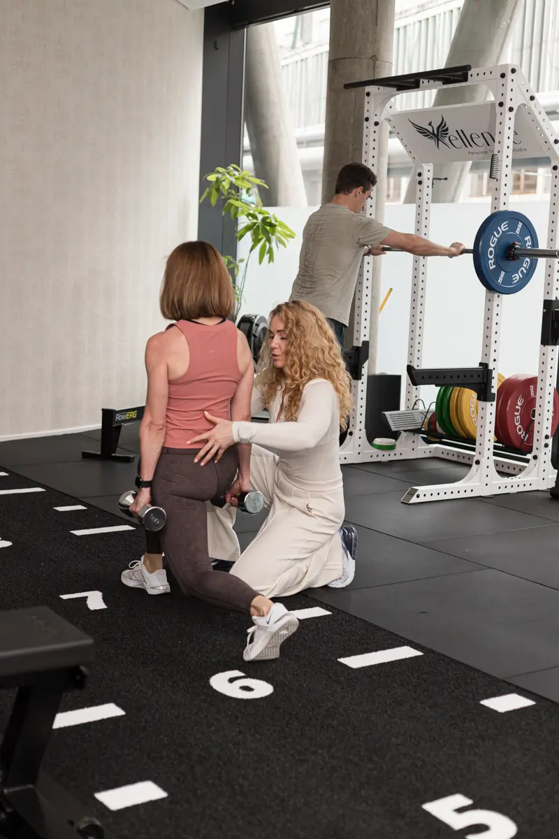1:1 Personal Training Frankfurt Westhafen – Krafttraining im Xellence Studio von Xenia Kaiser